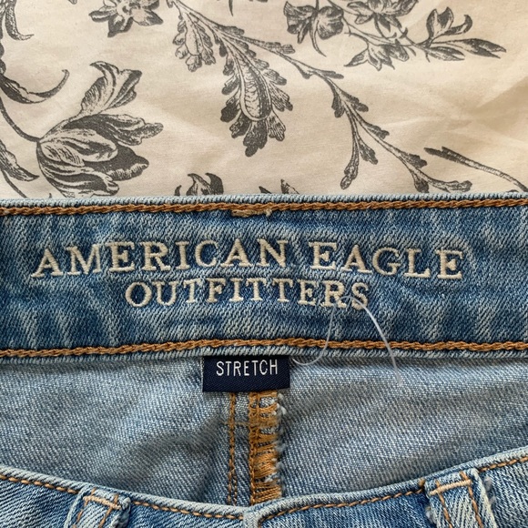 American Eagle Ripped jean shorts - Picture 3 of 3